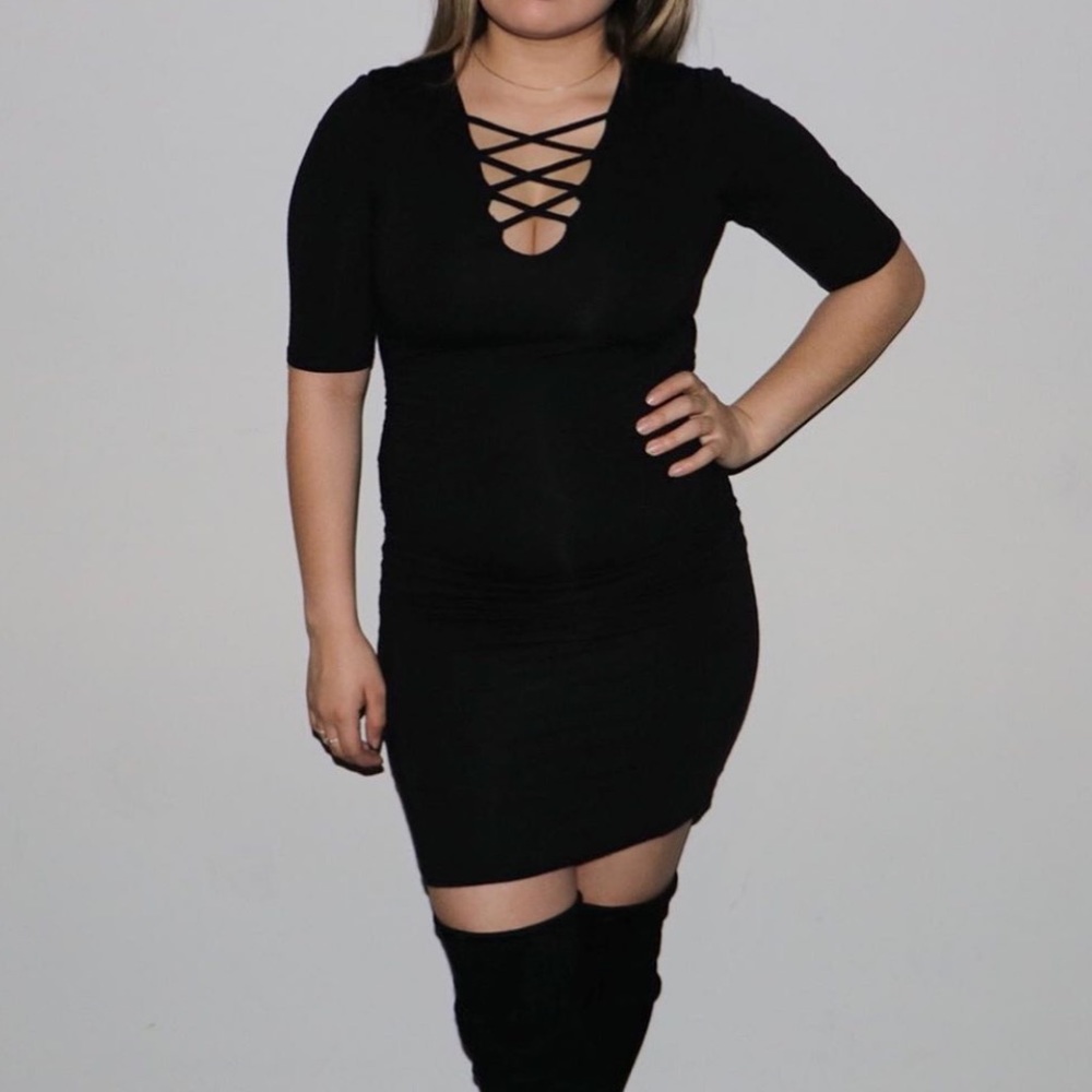 Black sleeve dress
